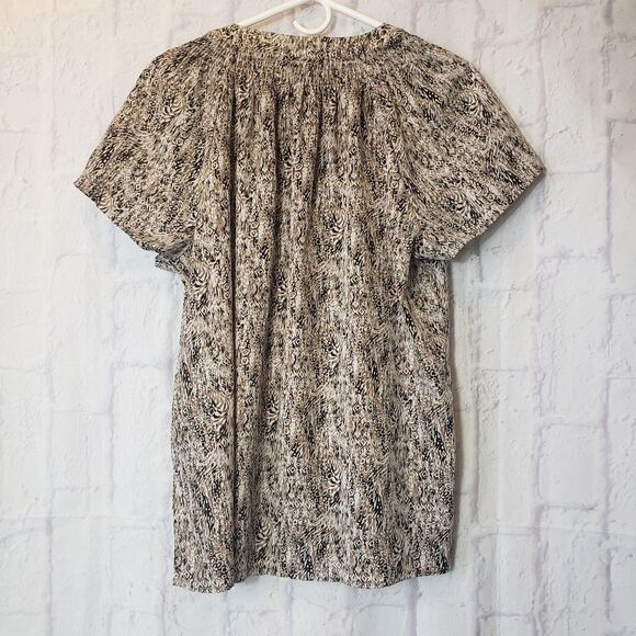 DANA BUCHMAN Quarter-button Short-sleeve Blouse - Picture 10 of 10